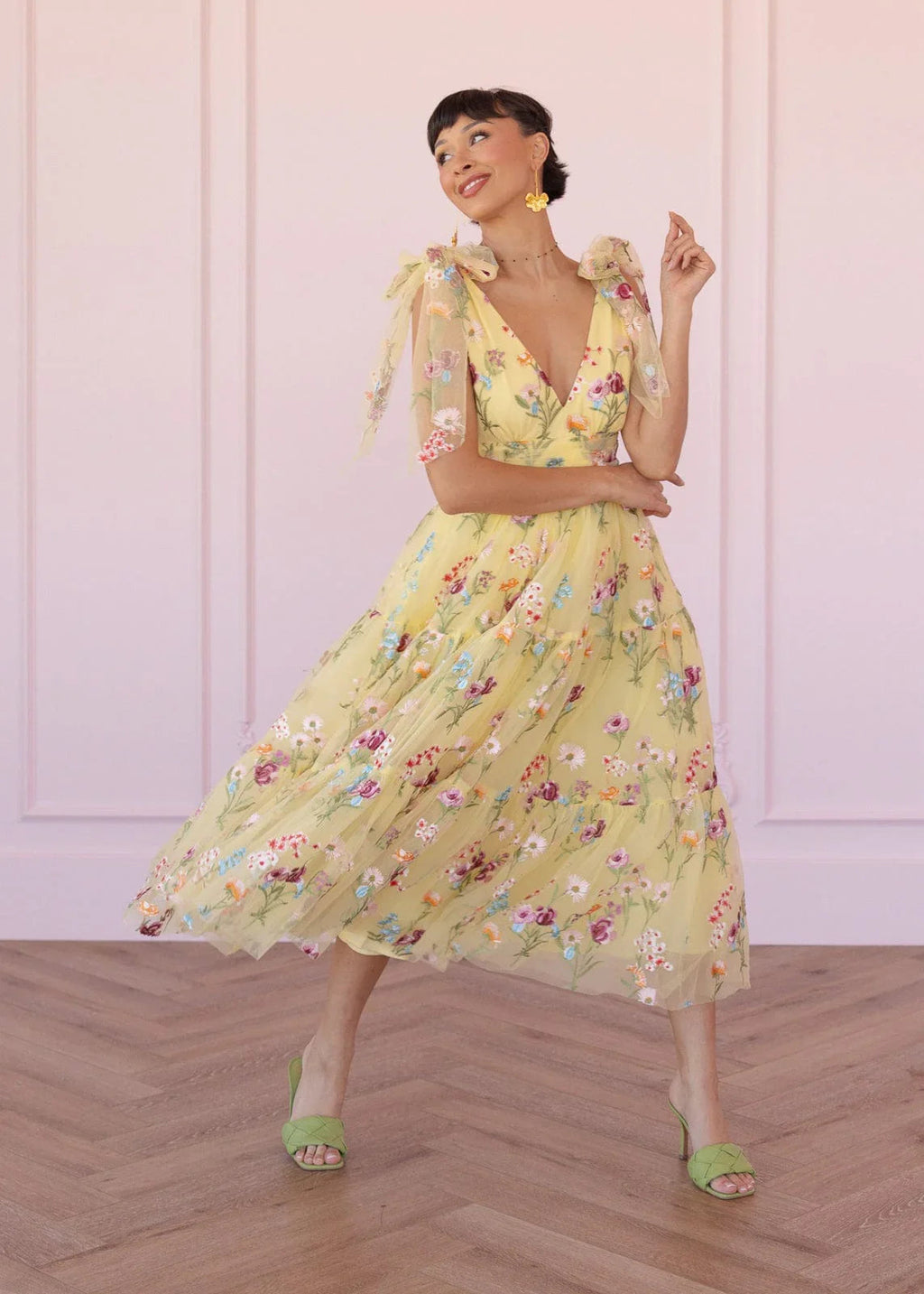 Margaret Floral Embroidered Midi Dress Yellow