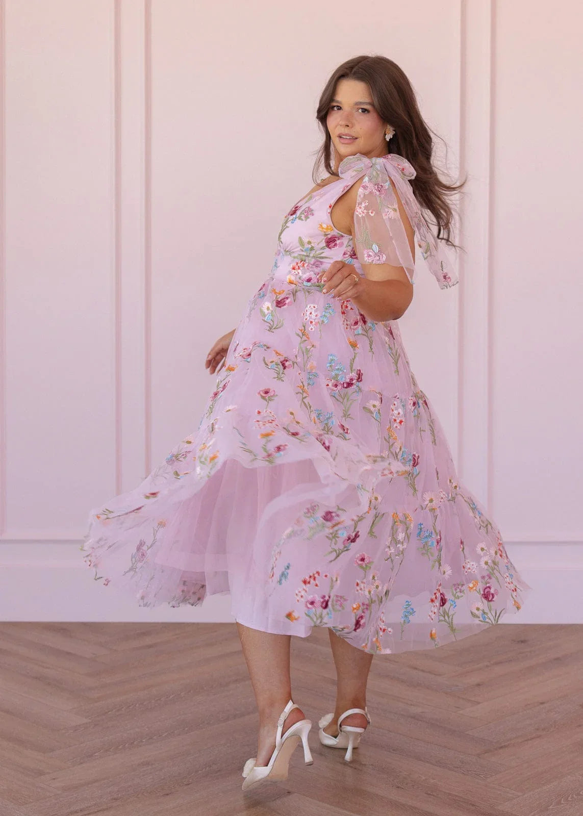 Margaret Floral Embroidered Midi Dress Pink