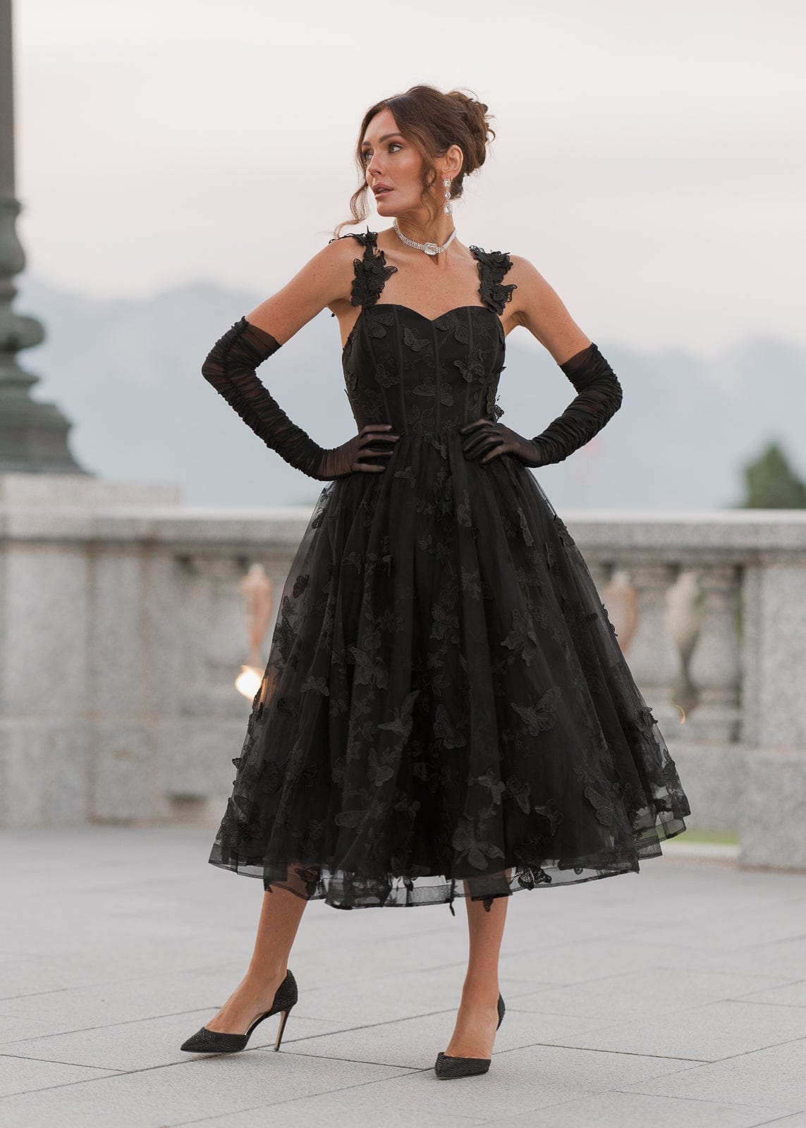 Mariposa Corset Butterfly Appliqué Midi Dress - Black