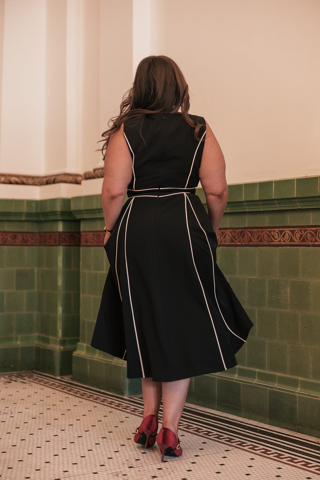 Vivienne Box Pleat Dress - Black